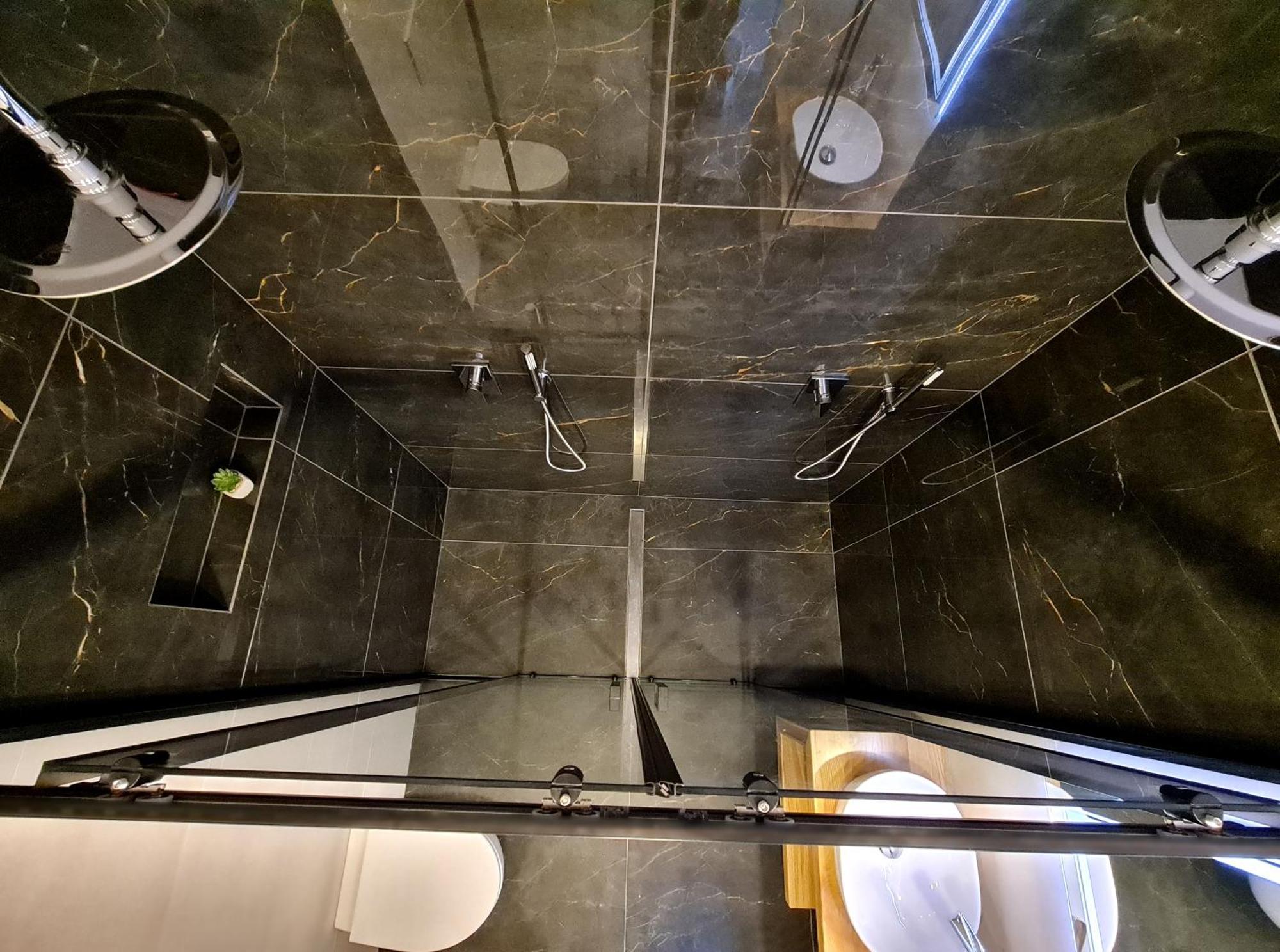 Restaurant & Apartments Getaway Pri Kobalu Vipava Room photo
